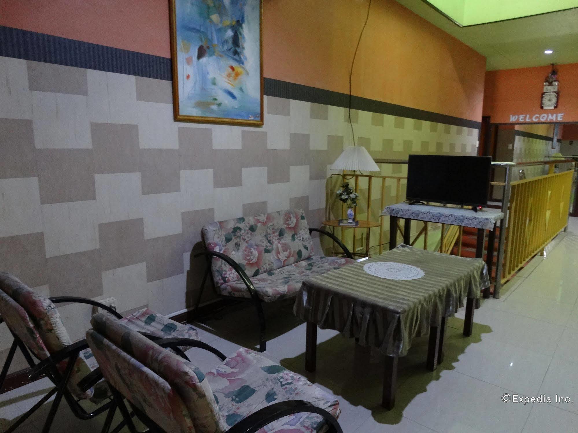 Daylight Inn Davao Exterior photo